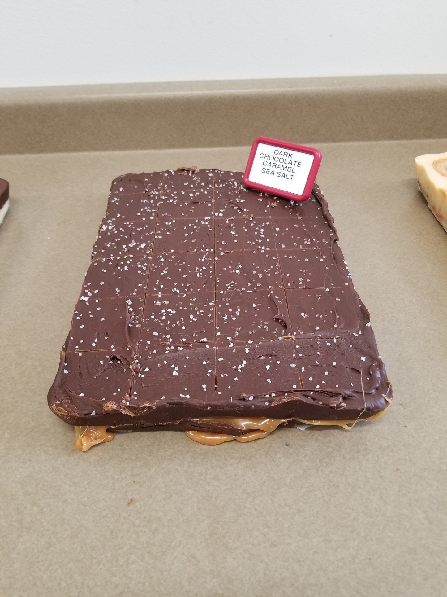 Mousehouse Cheesehaus Dark Chocolate Caramel Sea Salt Fudge (1/2 Pound)