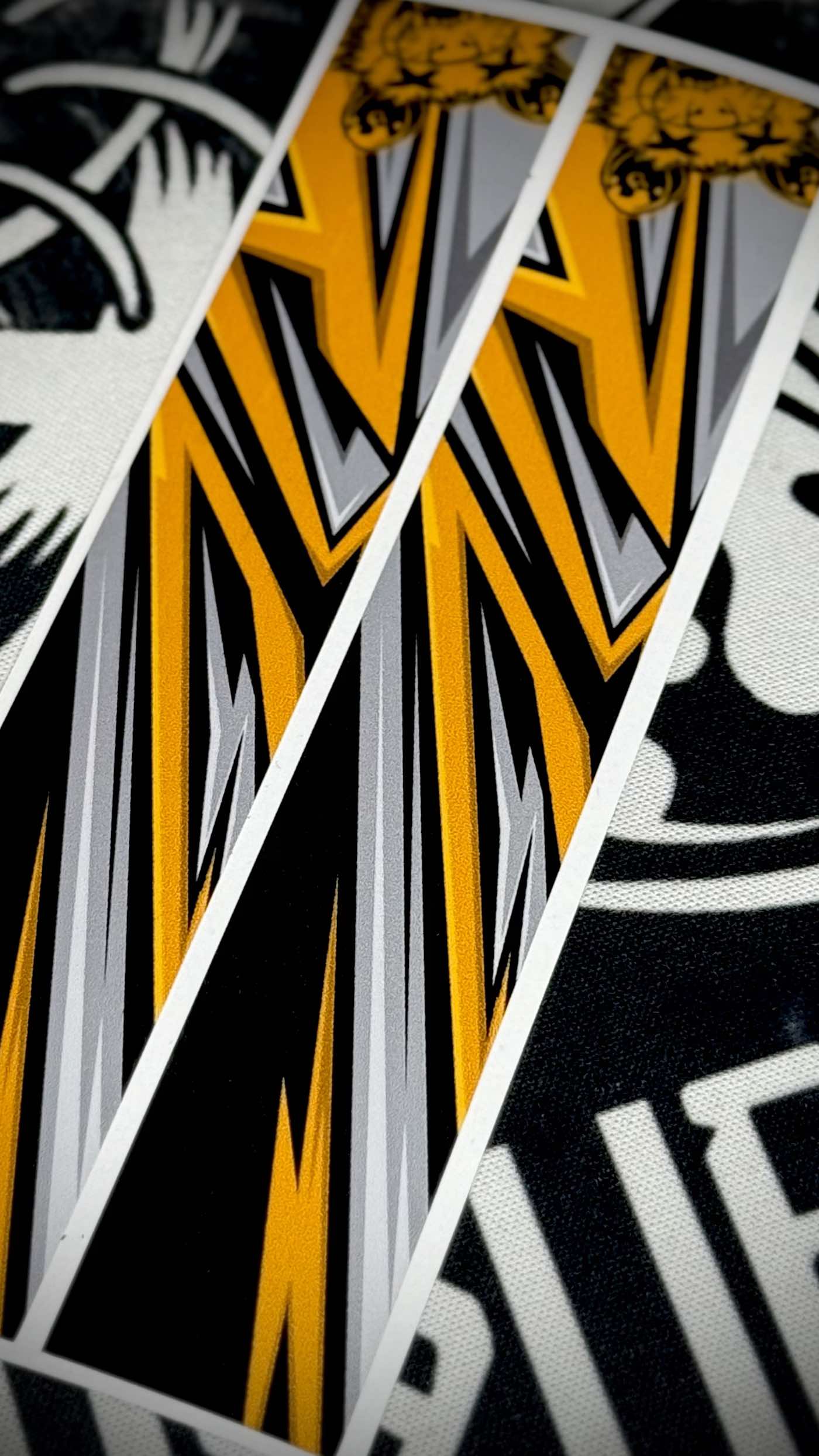 The Bowtique Comic Pop Arrow Wrap - 27