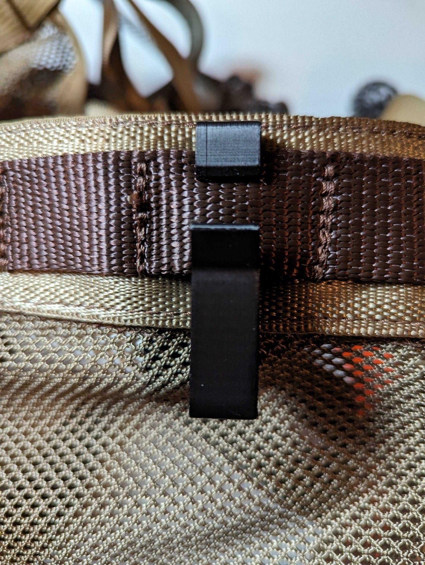 3D Hunting Solutions XL Molle Hook/Hanger for Saddle Hunting