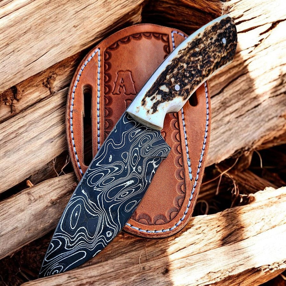 Frontier Cowboy Gear Custom Handmade Damascus Steel Knife with Leather Sheath