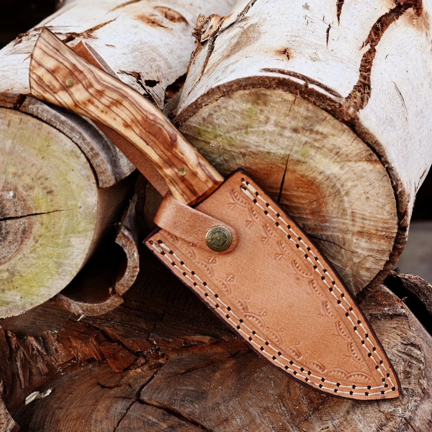 Texan Knives Exquisite 10-Inch Damascus Steel Hunting Knife with Rosewood Handle & Leather Sheath – Ideal Gift for Outdoorsmen