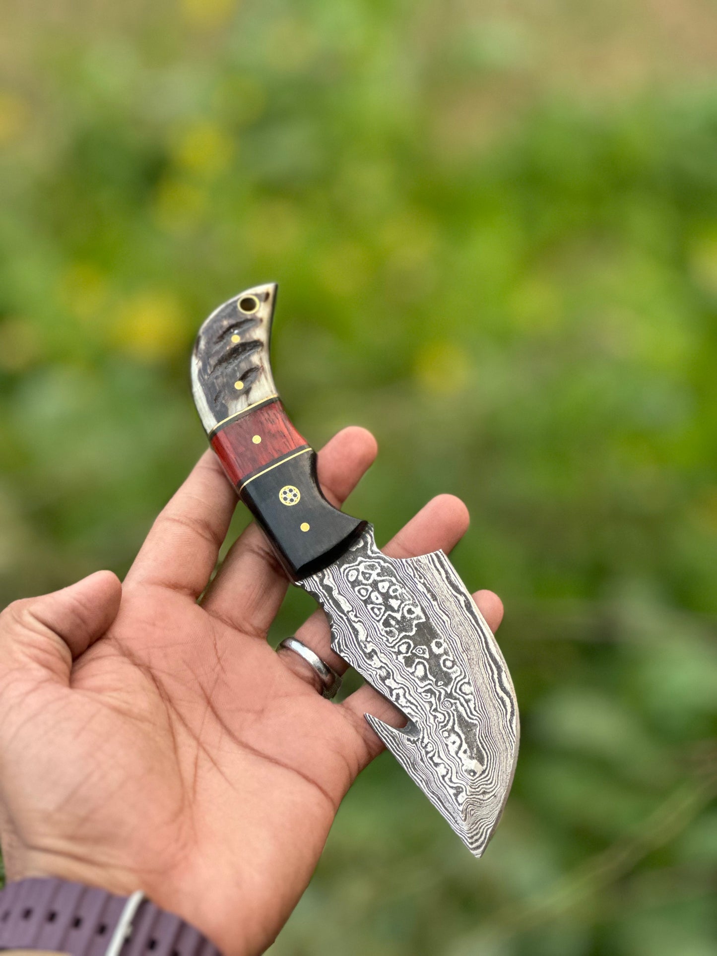 Texan Knives Premium Custom Handmade Damascus Steel Guthook Skinning Knife with Resin Handle - 7.5” Sharp Blade with Leather Sheath
