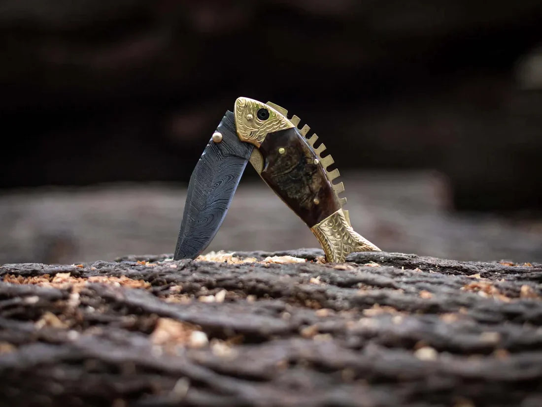 Texan Knives Custom Handmade Fish Style Damascus Steel Folding Knife with Sheep Horn & Brass Handle - Includes Leather Sheath