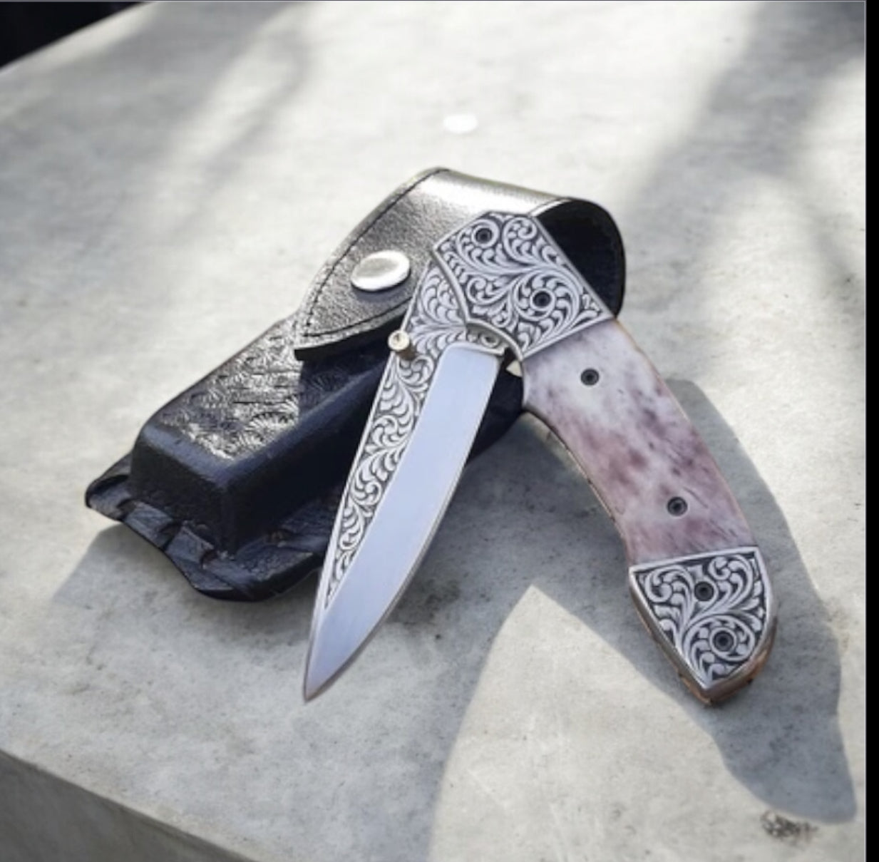 Texan Knives Custom Handmade Engraved Pocket Knife – D2 Steel Blade & Steel Handle