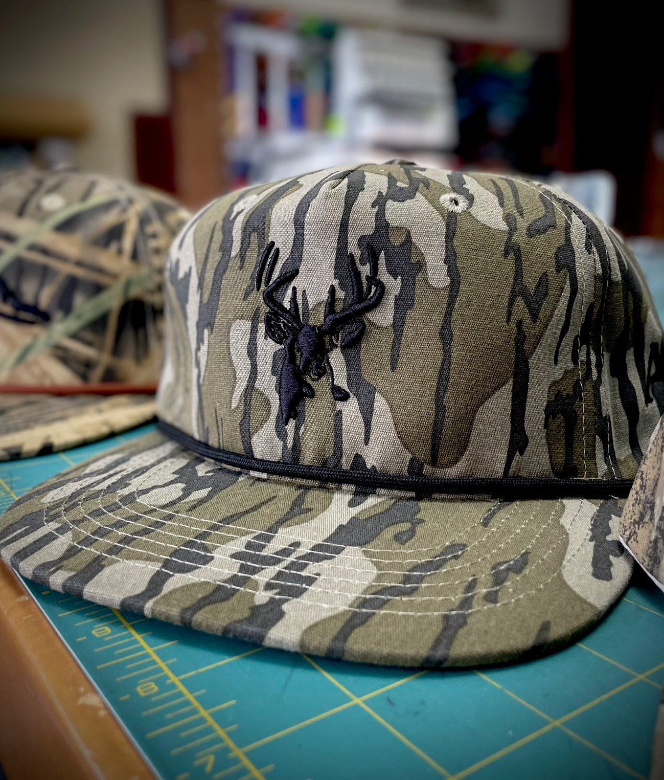 AF Waterfowl - Old Rope Hat Original Mossy Oak w/ Deer Head Logo