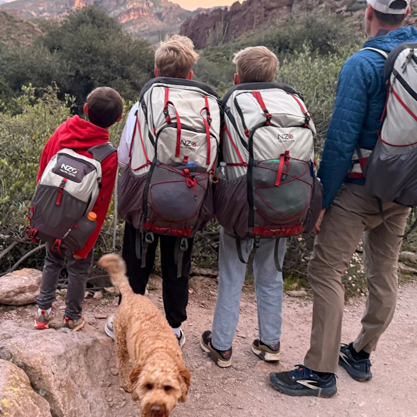 Near Zero Little Dean - 20L Hiking Backpack