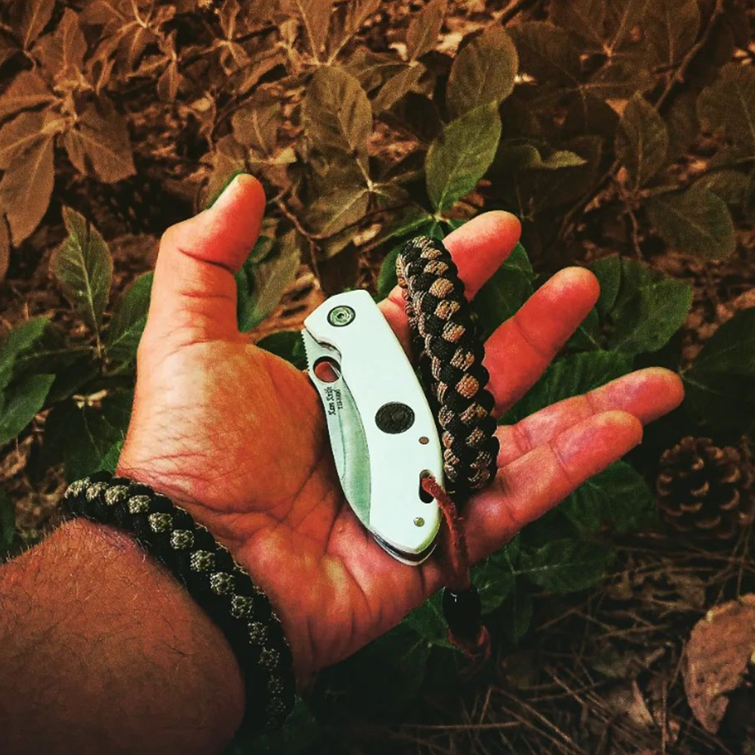 Kam Knife - T10 - White Handle - Pocket Knife