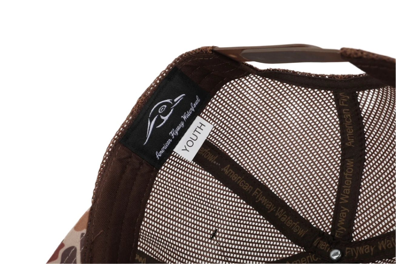 American Flyway Waterfowl Youth 7 Panel Brown Old School 3 D Puff Deer Head w/ Brown Mesh - Angler's Pro Tackle & Outdoors