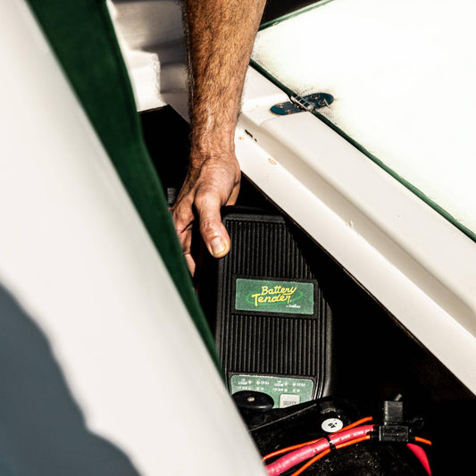 Battery Tender® 2-Bank Selectable 12V or 6V, 6 AMP Battery Charger