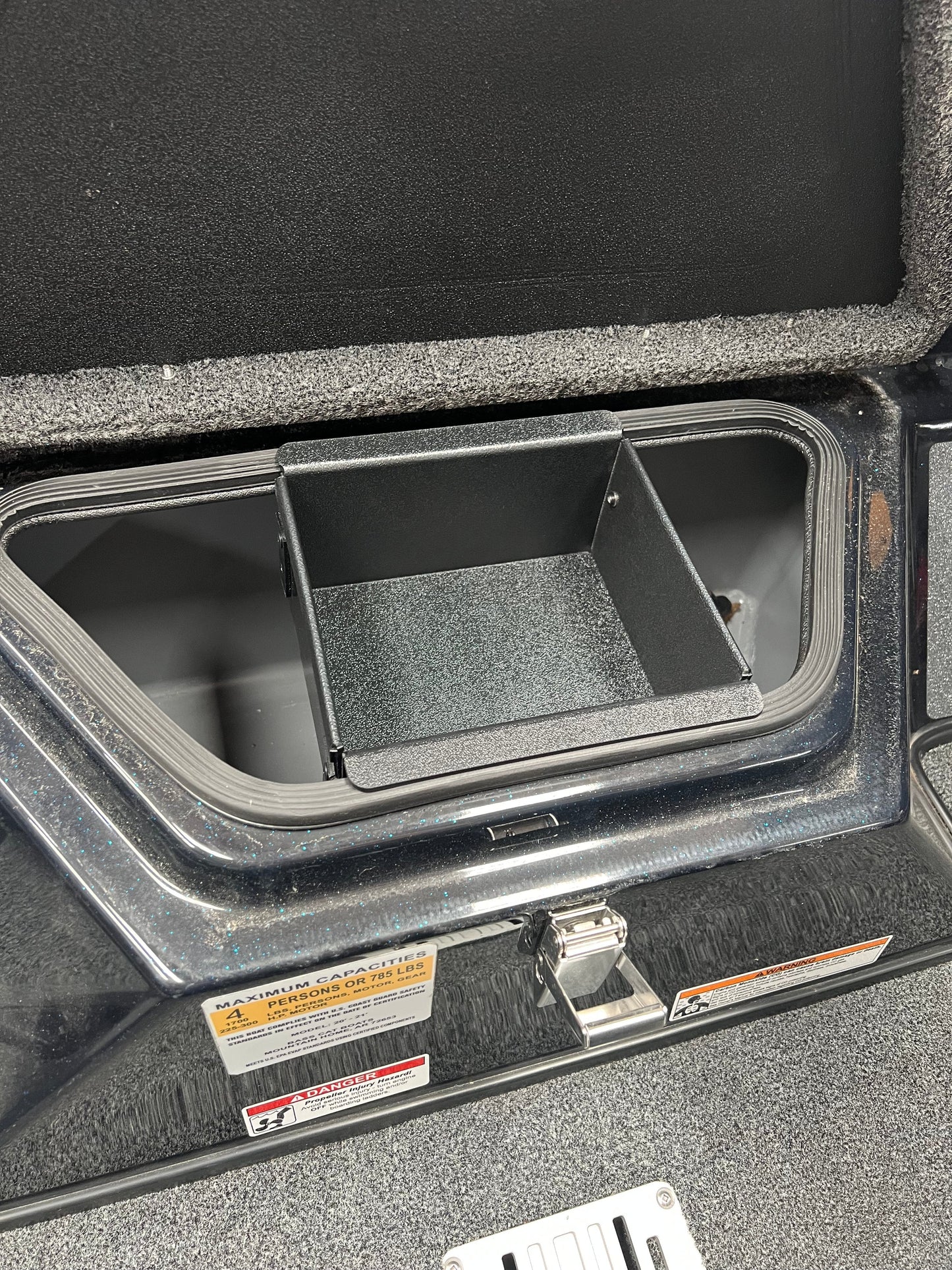 AMPD Marine NPDBC0018 2025 BASS CAT CARACAL STS COOLER TRAY