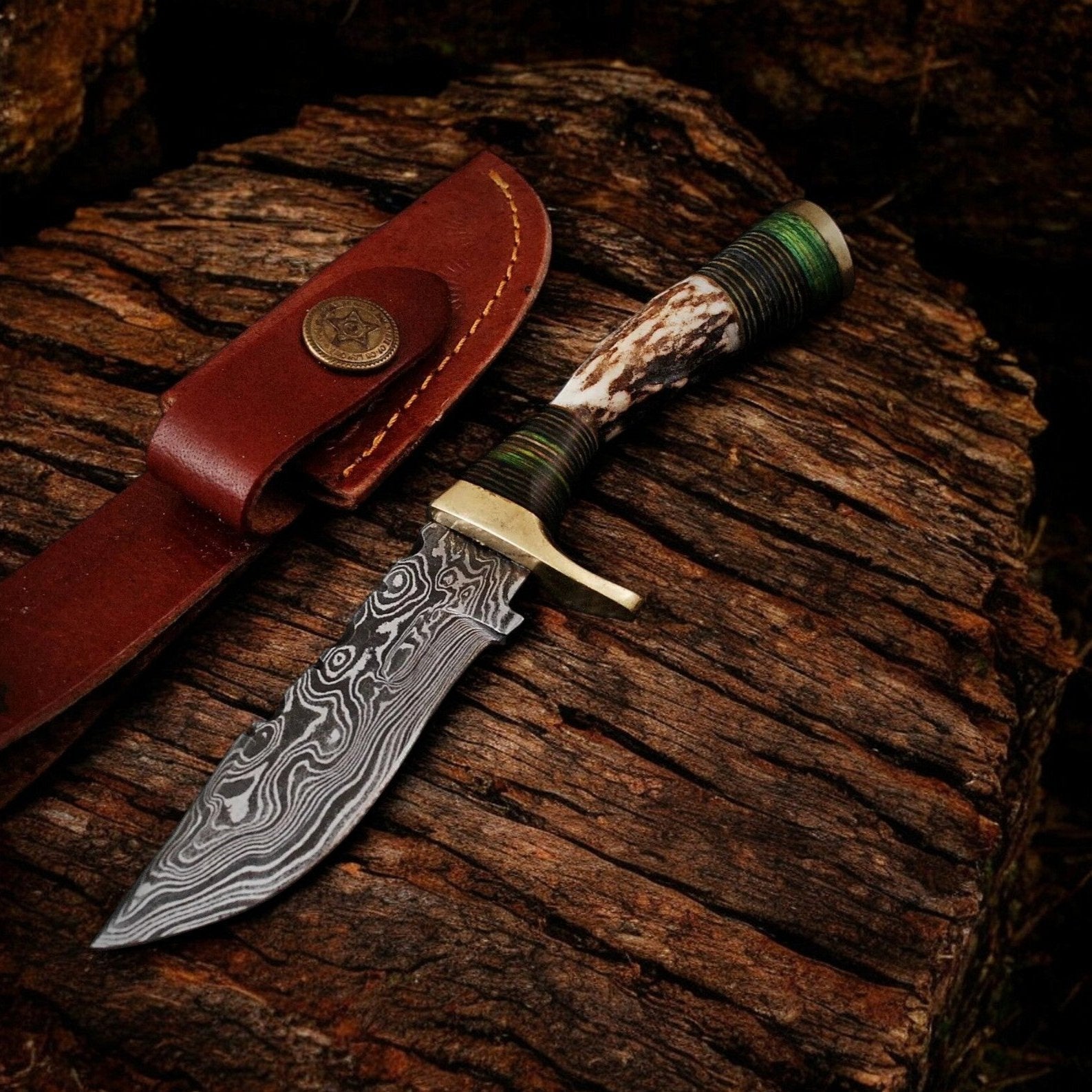 Premium Handmade Bowie Knife - Damascus Steel with Antler Handle main image 0