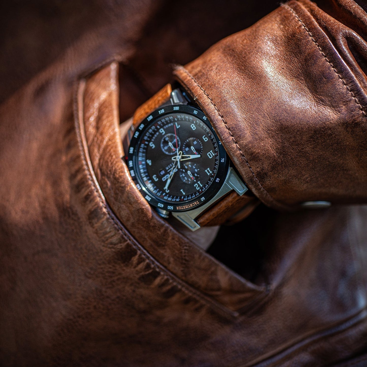 DANGO CR - 01 - CHRONO WATCH WITH ITALIAN LEATHER STRAP - WHISKEY BROWN - Angler's Pro Tackle & Outdoors