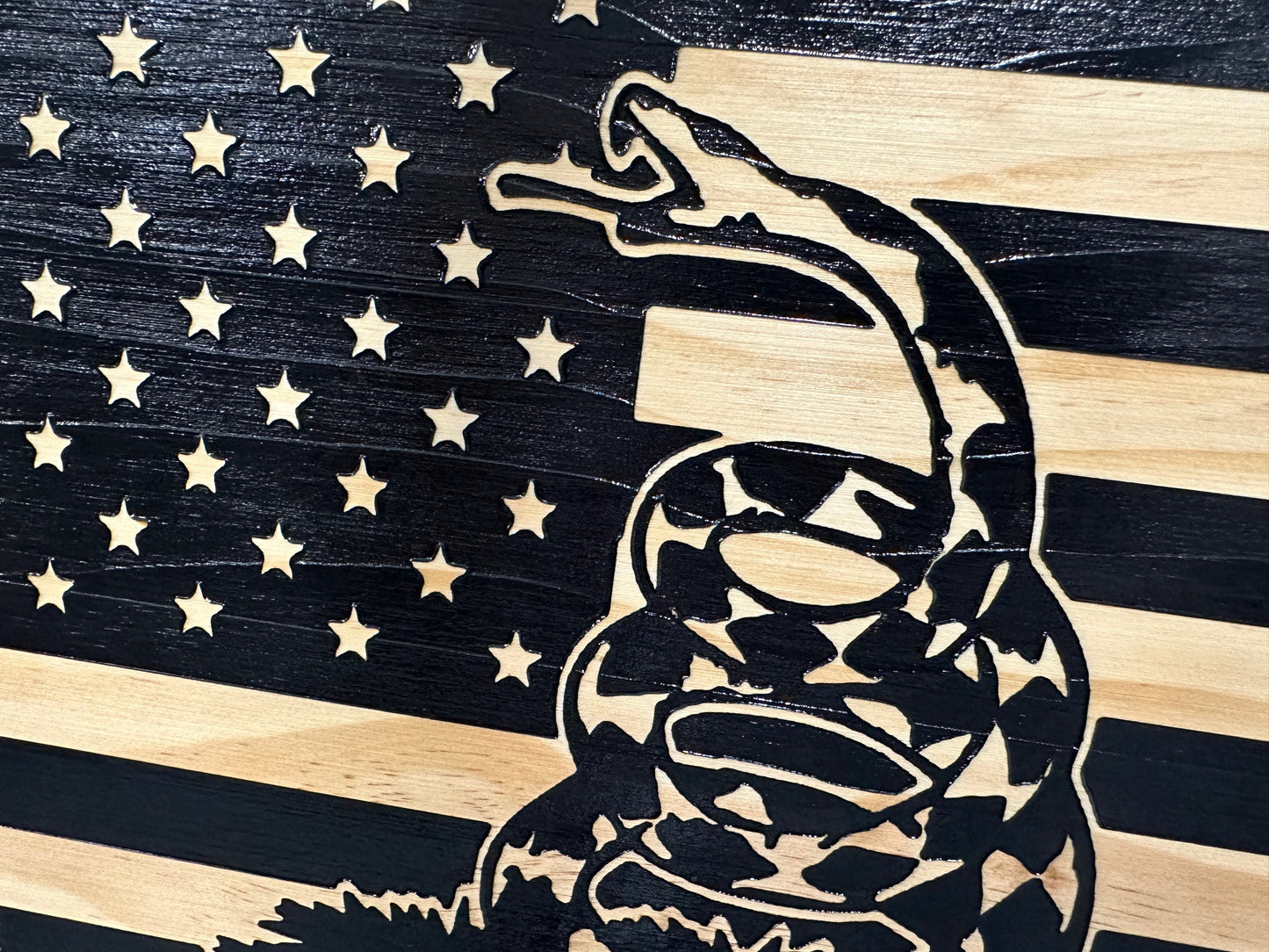 Bellewood Designs - Dont Tread On Me Secure Wall-Mounted Gun Cabinet (Distressed)