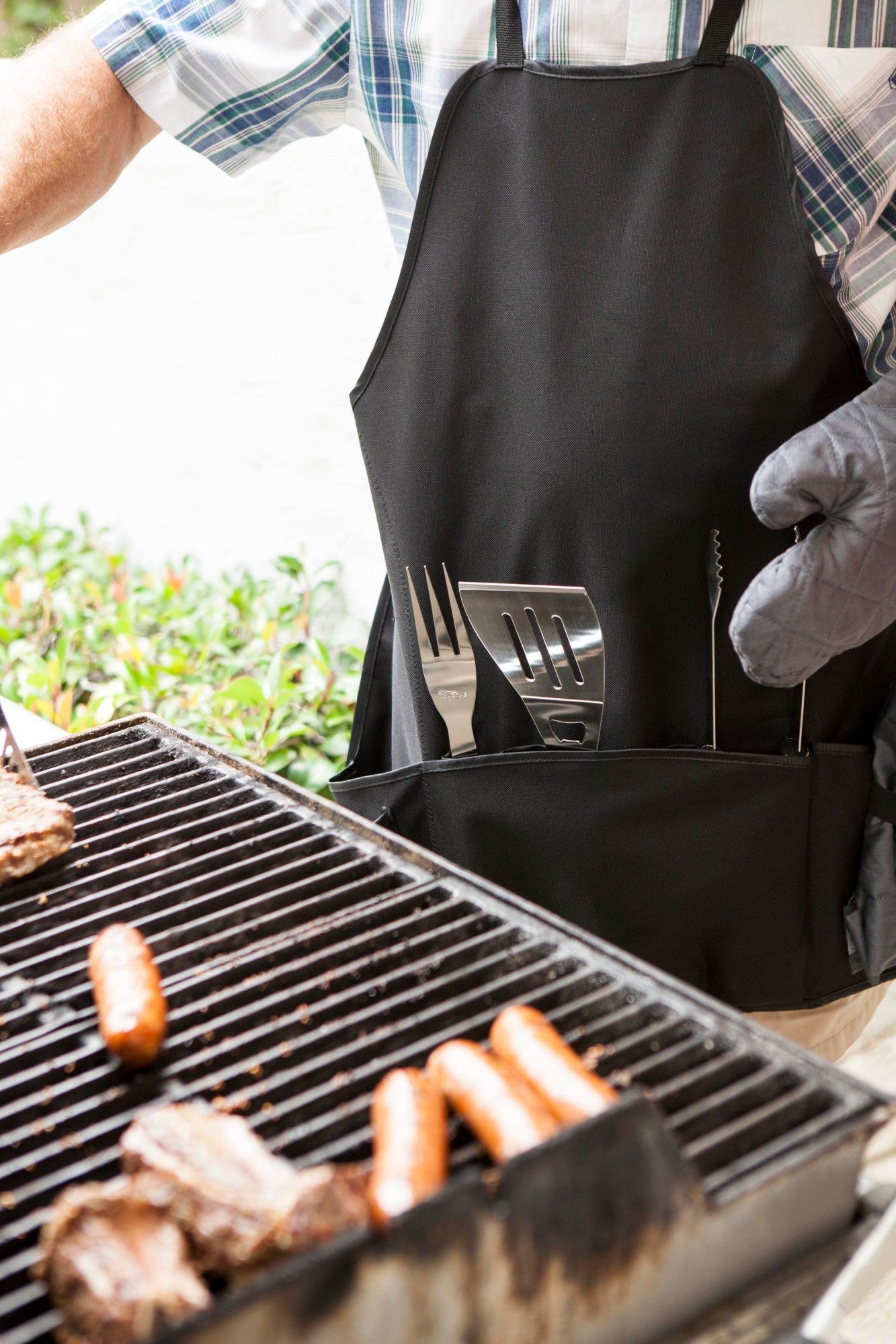 Picnic Time BBQ Apron Tote Pro Grill Set