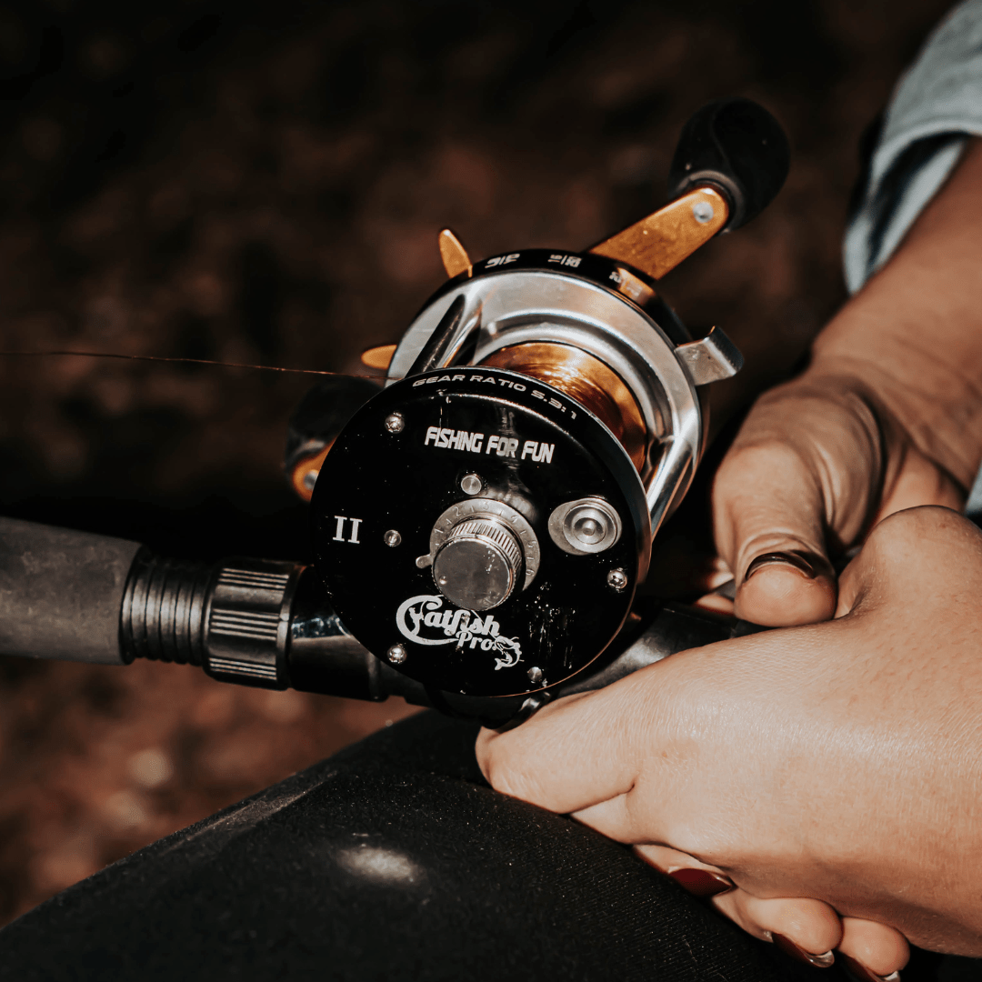 Catfish Pro Fishing for Fun Round Baitcaster Reel