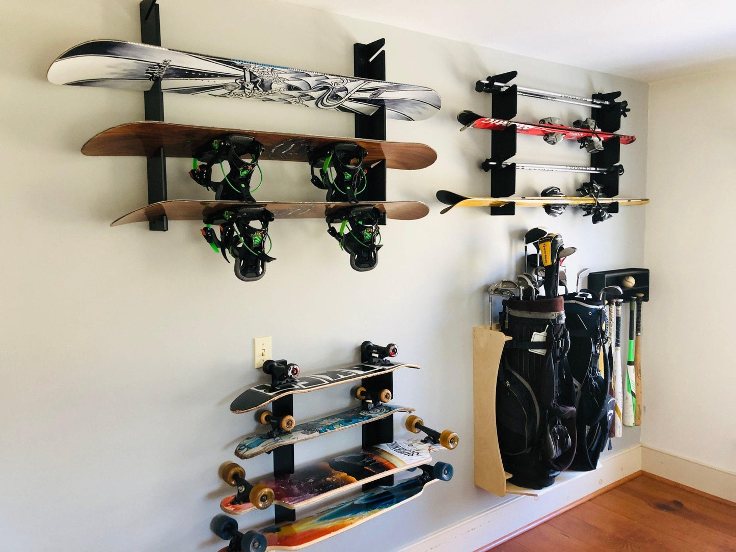 HANGTHIS Up - Snowboard Rack, Snow Equipment, Snowboard Storage
