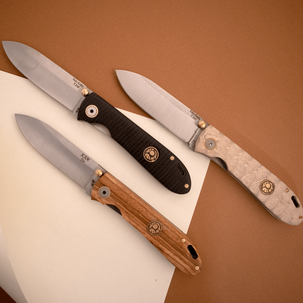 Kam Knife - T20 - D2 Steel - Oak Handle - Pocket Knife - Angler's Pro Tackle & Outdoors