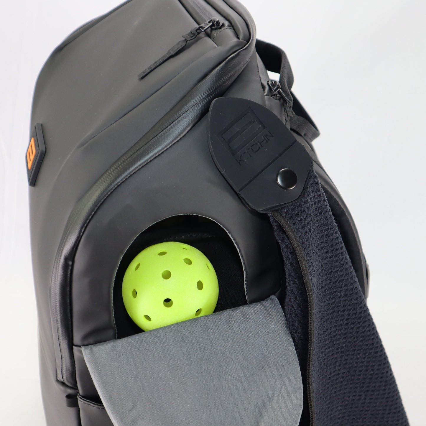 FORWRD Magnetic Sweat Towel