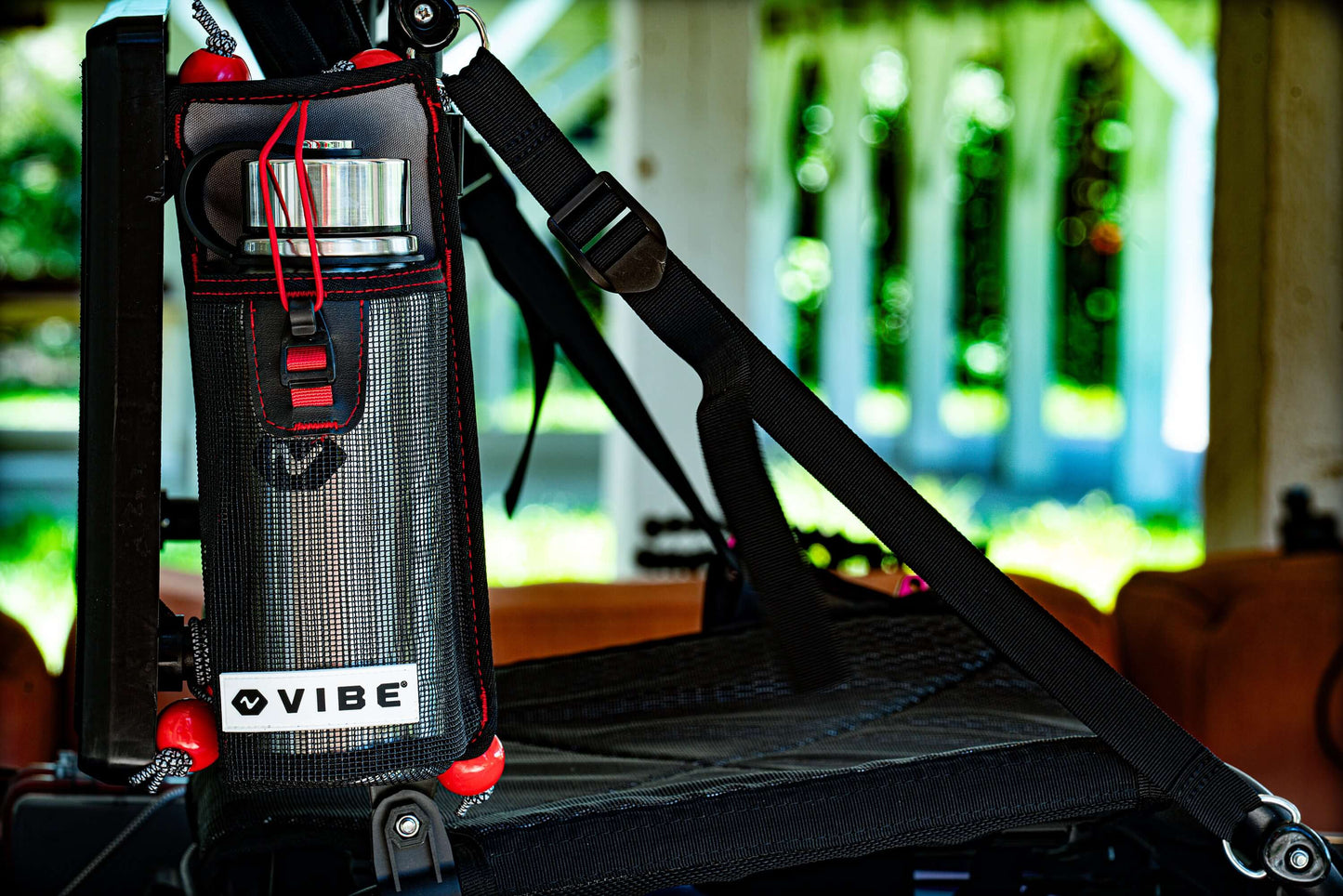 Vibe Mesh 30 oz Bottle Holder w/ Bottle