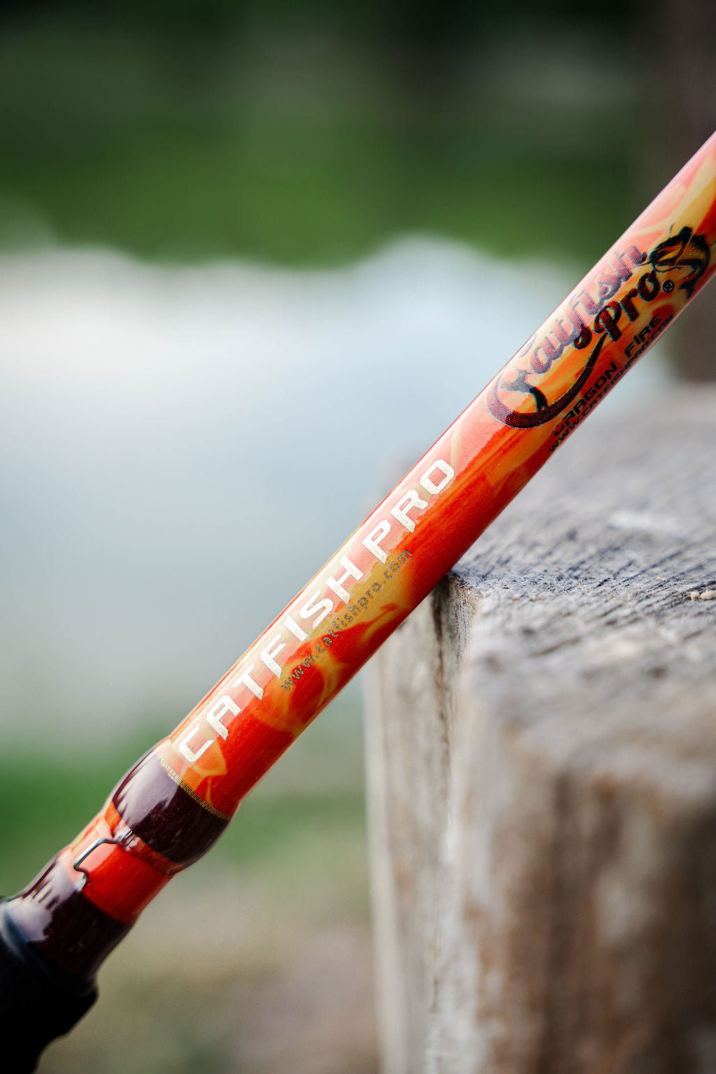 Catfish Pro Orange Dragon Fire Casting Glow Rod