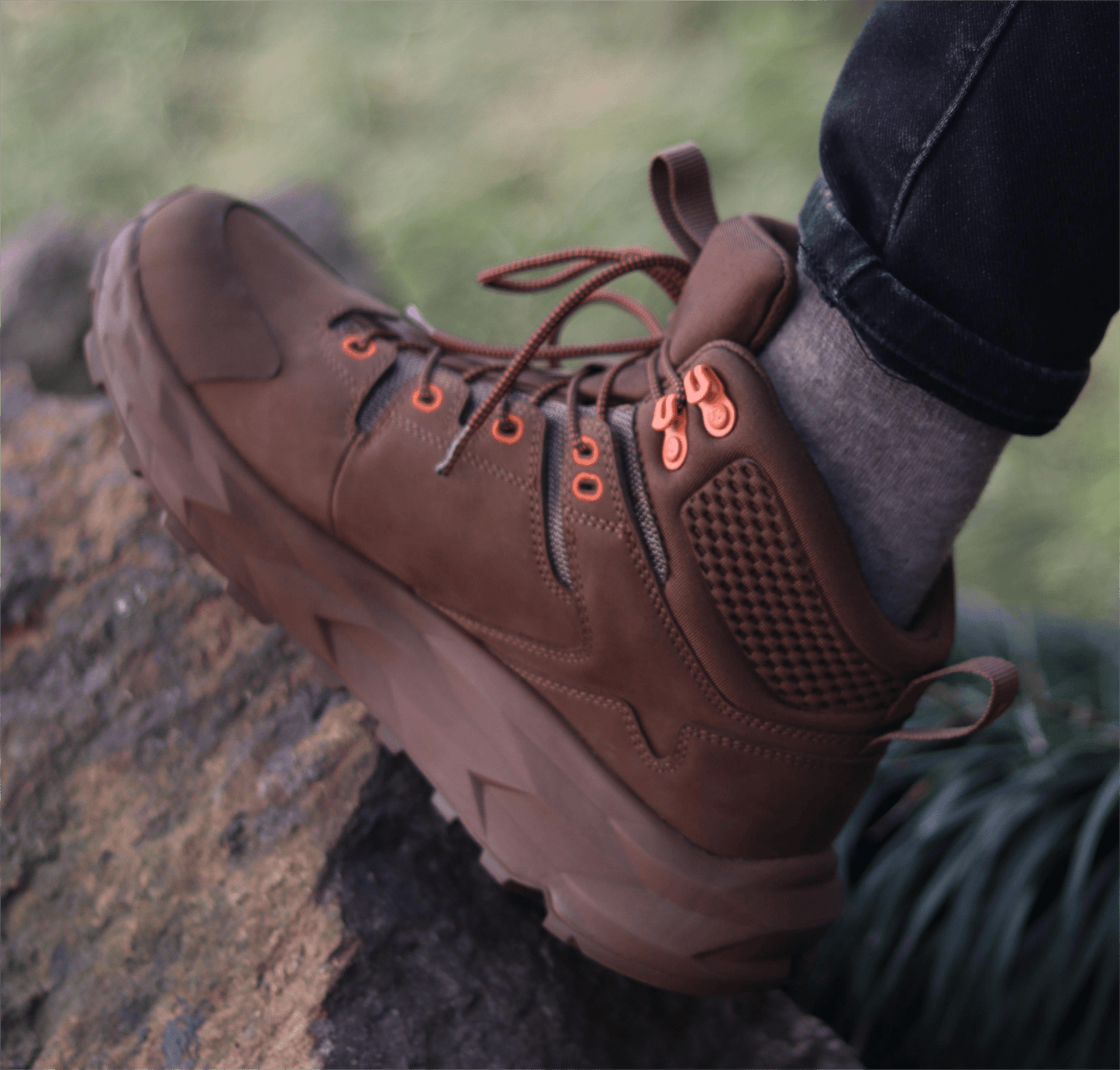 RockRooster Farmington Brown 6 Inch Waterproof Hiking Boots with VIBRAM® Outsole OC21031 - Angler's Pro Tackle & Outdoors