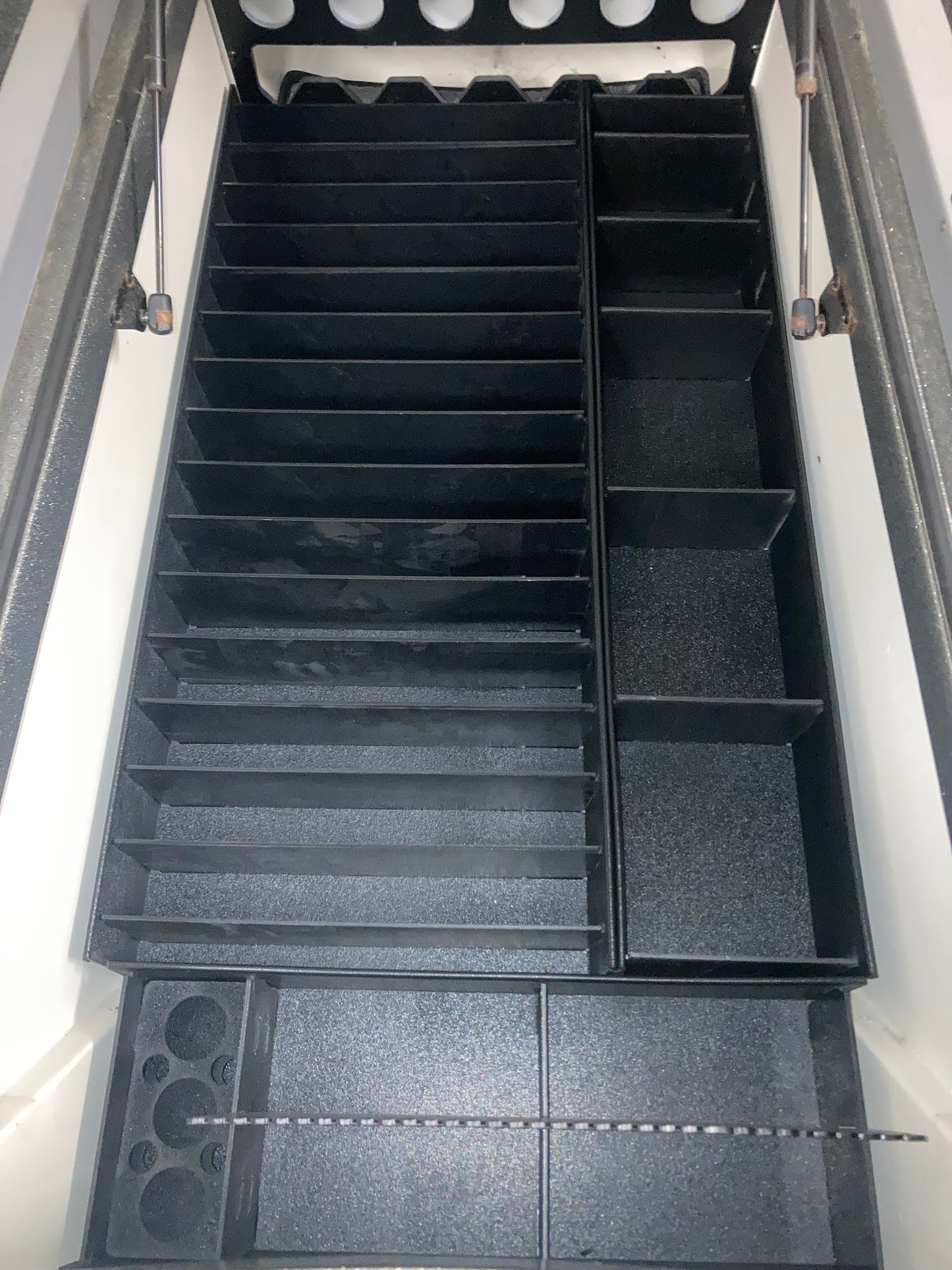 AMPD Marine NPDRANG0020 Ranger® Z21/Z22 CENTER COMPARTMENT KIT