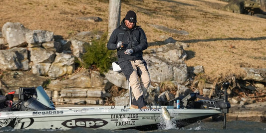 Walker beats buzzer to edge Shaw at Bass Pro Tour B&W Trailer Hitches Stage 1 at Lake Guntersville Presented by Mercury - Angler's Pro Tackle & Outdoors