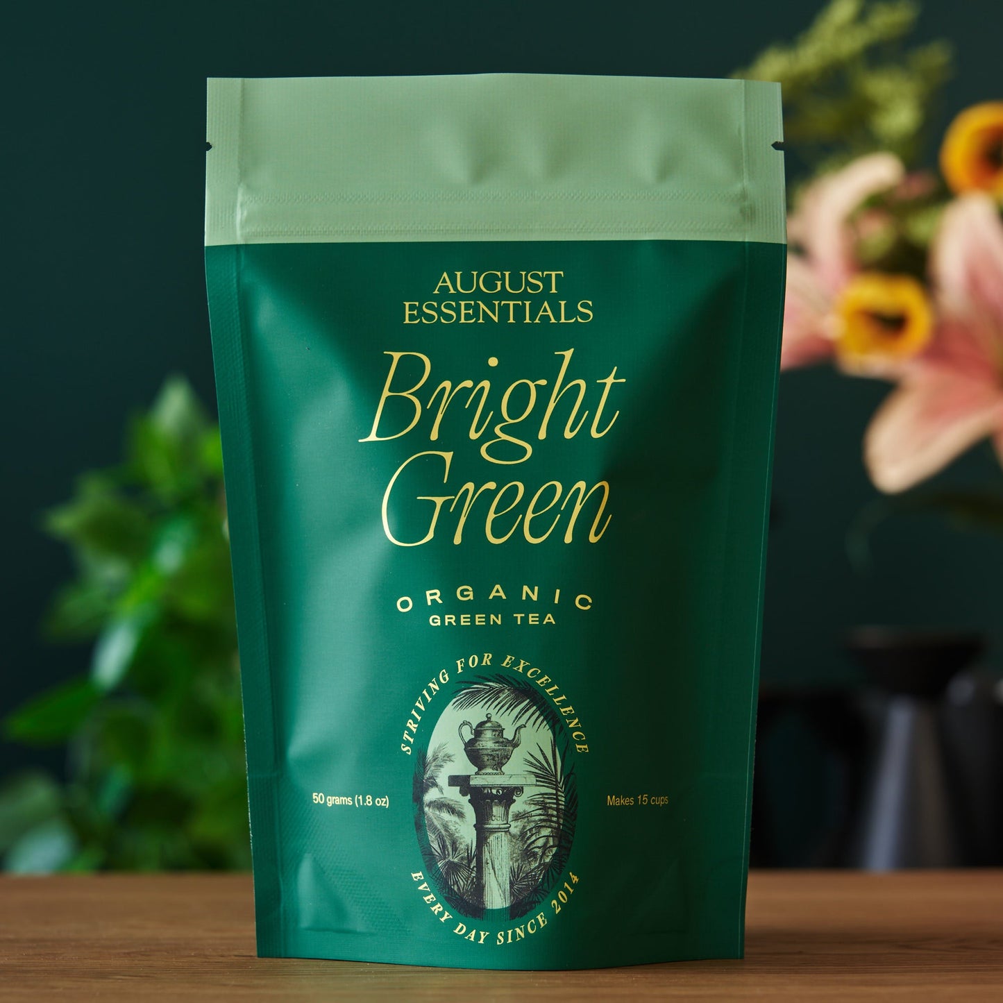 August Uncommon Tea Essentials Bright Green Green Tea