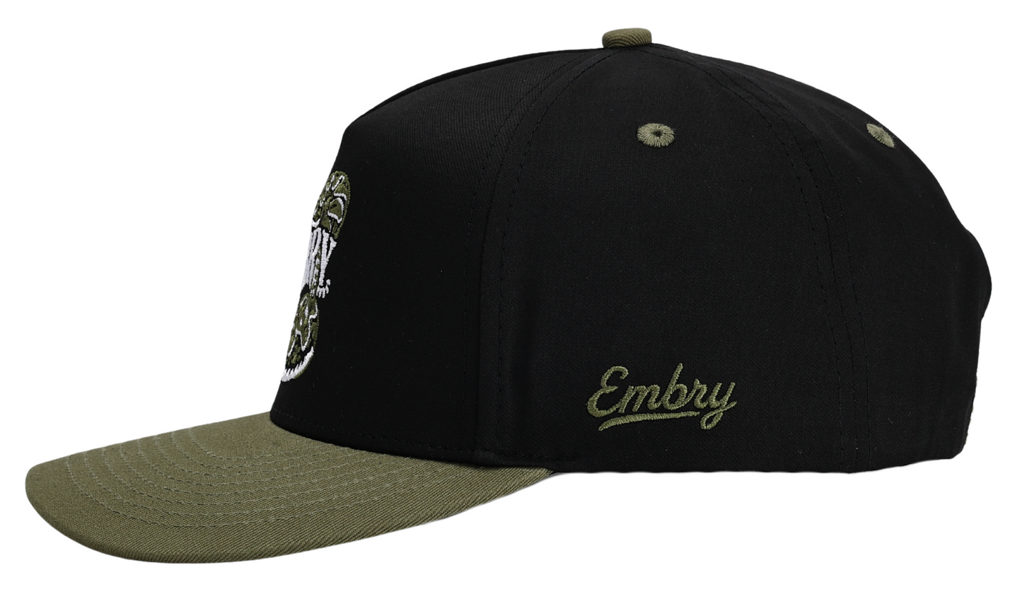 Embry Outdoors Black/Green - Diamondback