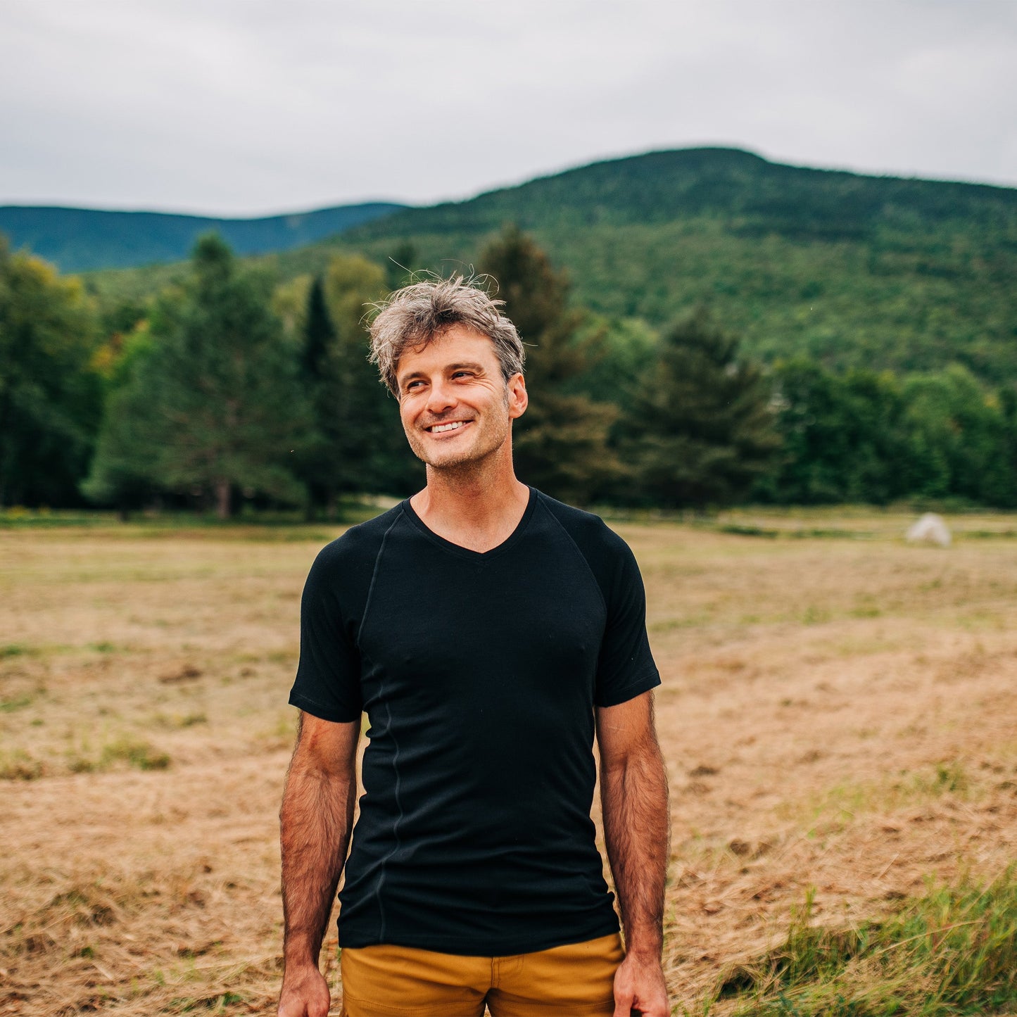 Minus33 Micro Weight - Men's Wool V-Neck T-Shirt Woolverino