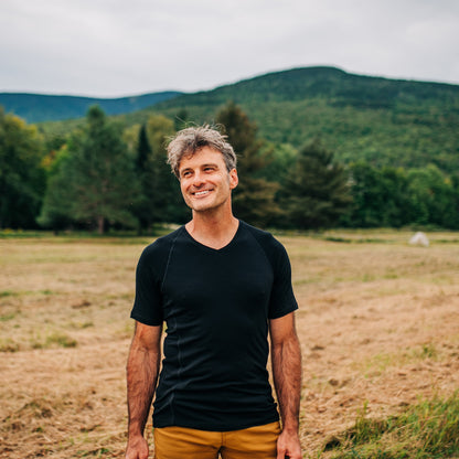 Minus33 Micro Weight - Men's Wool V-Neck T-Shirt Woolverino