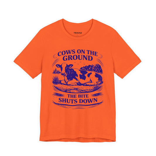 Texas Rigged Tees Cows on the ground, the bite shuts down — Unisex Cotton Tee