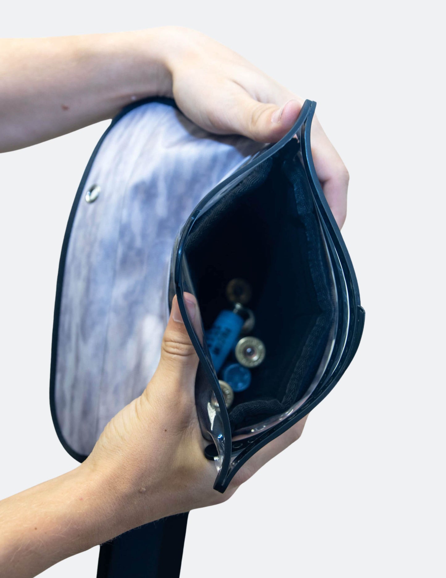 Dry Pocket Mossy Oak - Auto-Sealing, Waterproof, Floating, Scent Proof Universal Utility Dry Bag