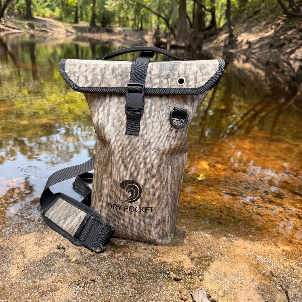 Dry Pocket Waterproof Floating Shell Bag / Dry Bag - Mossy Oak Bottomland Camo