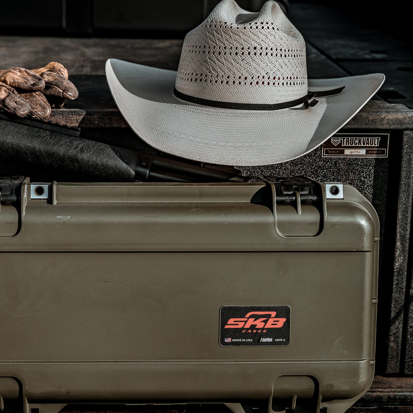SKB Cases iSeries 4909 Hard Exterior Waterproof Utility Single Rifle Case, Green