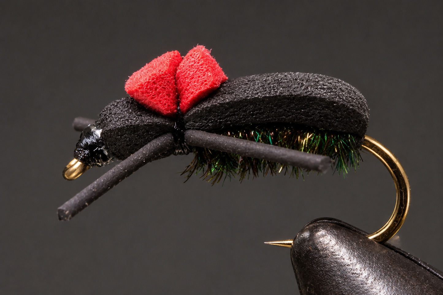 Stone Creek Red Top - Black Foam Beetle