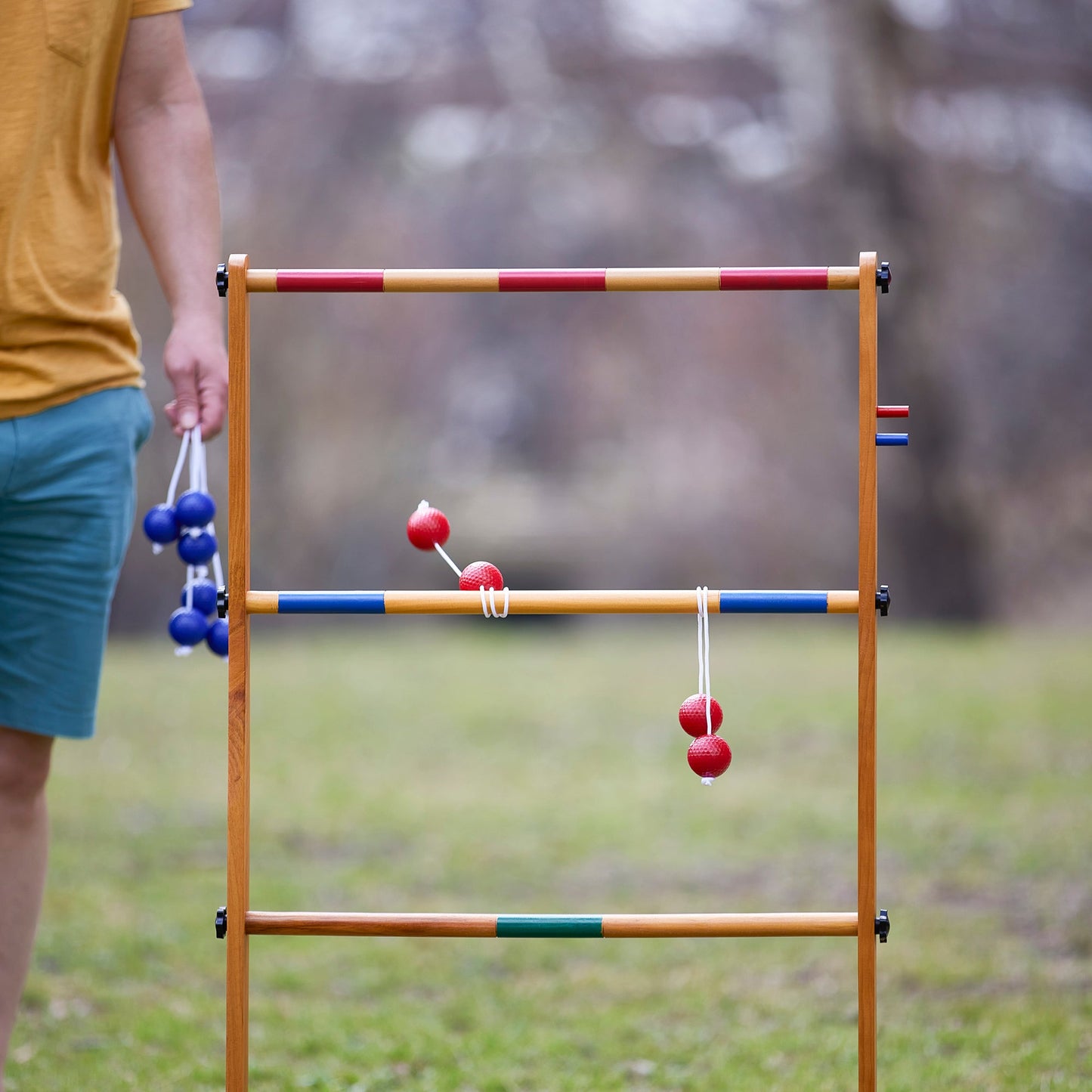 Yard Games Backyard Outdoor Wooden Double Ladder Toss Game Set w/ Case, Red/Blue