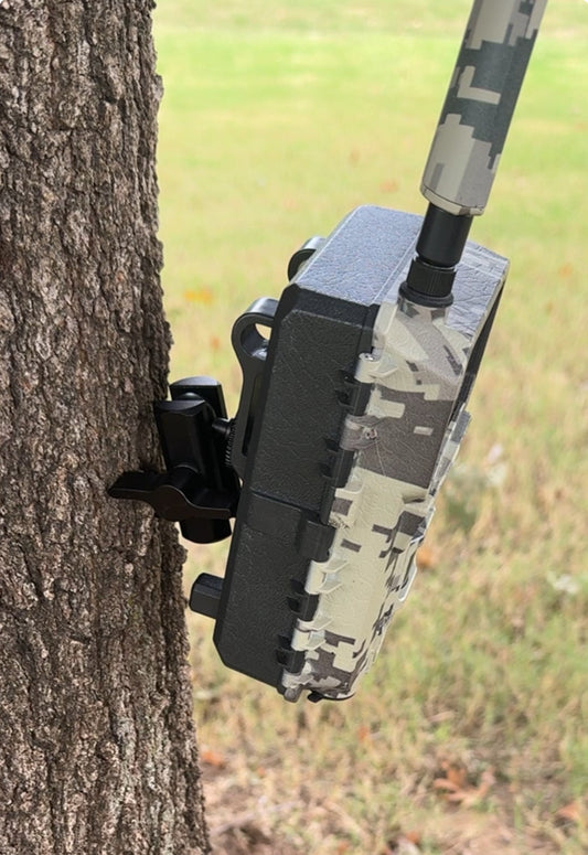 Shop Thermal Optics Tree Biter Pro Tree Mount | Trail Cameras & Trail Camera Solar Panels