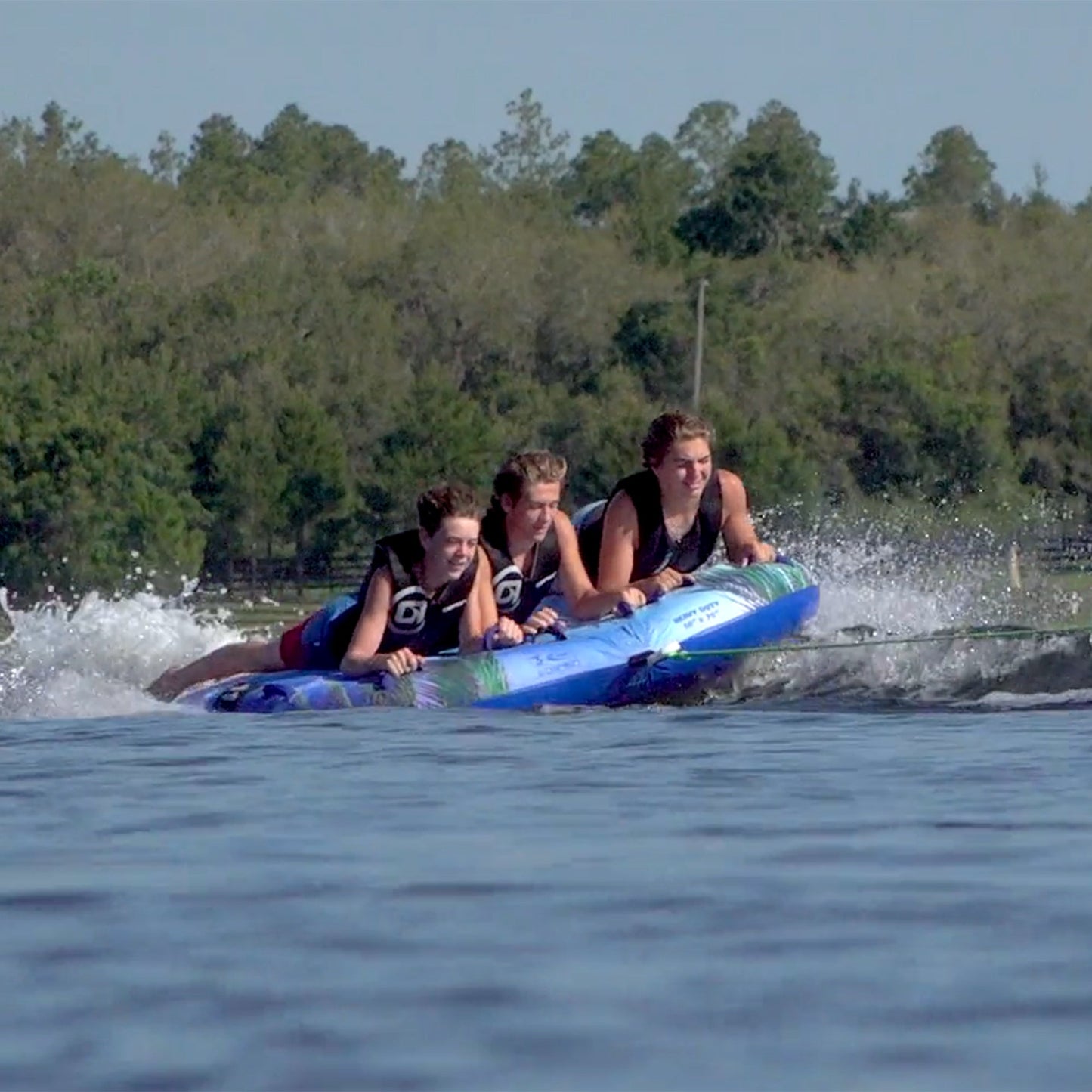 O'Brien Paradise 3 66 x 76 Inch 3 Person Towable Inflatable Deck Boat Inner Tube