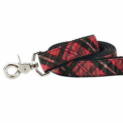 2 Hounds Design Classic Winter Plaid Velvet Dog Leash