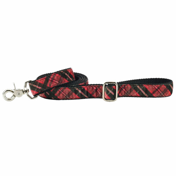 2 Hounds Design Classic Winter Plaid Velvet Dog Leash