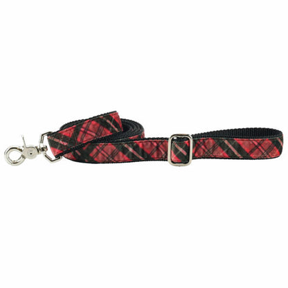 2 Hounds Design Classic Winter Plaid Velvet Dog Leash