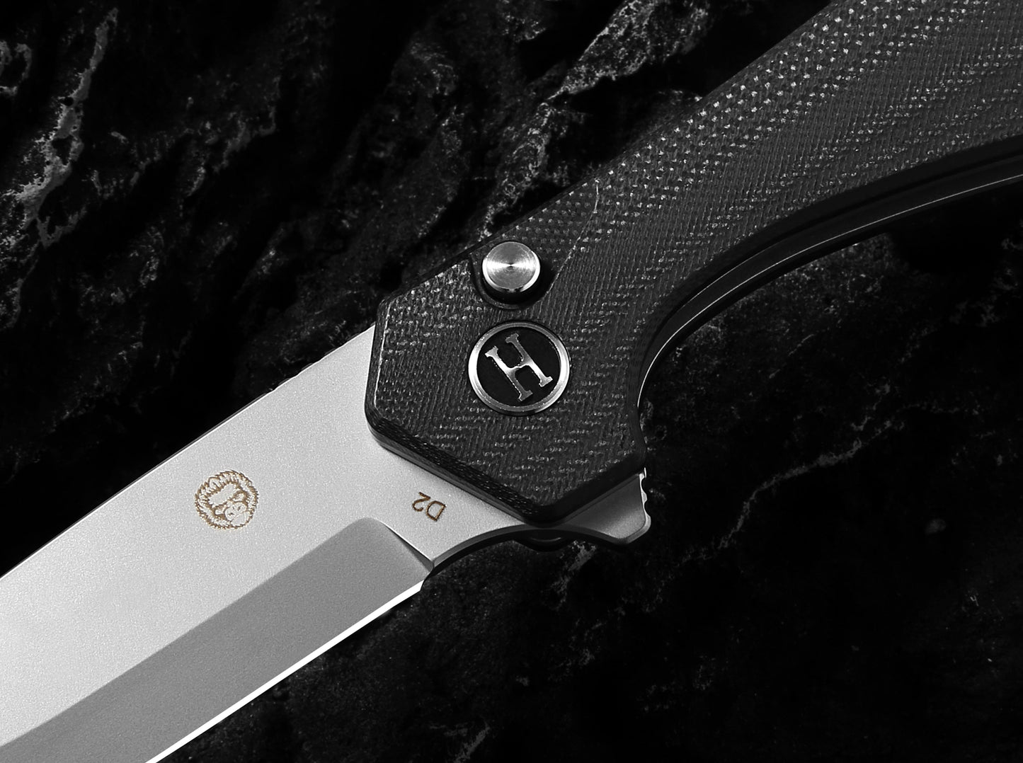 Holtzman's Gorilla Survival The Vector Folding Pocket Knife Giftset for Men and Women (Black and Silver)