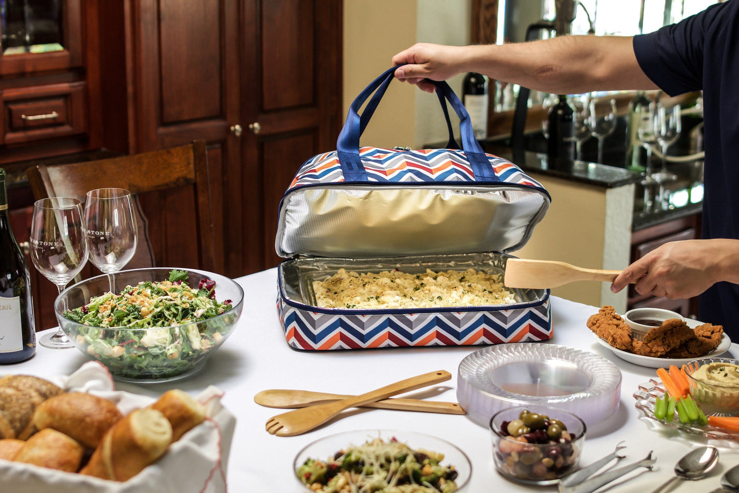 Picnic Time Potluck Casserole Tote