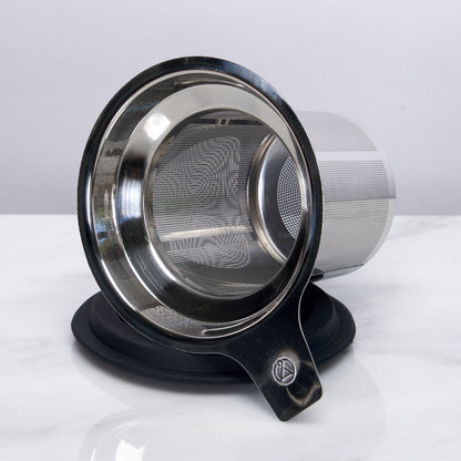 August Uncommon Tea One Cup Infuser - Ditch the tea ball, this infuser is a game changer.