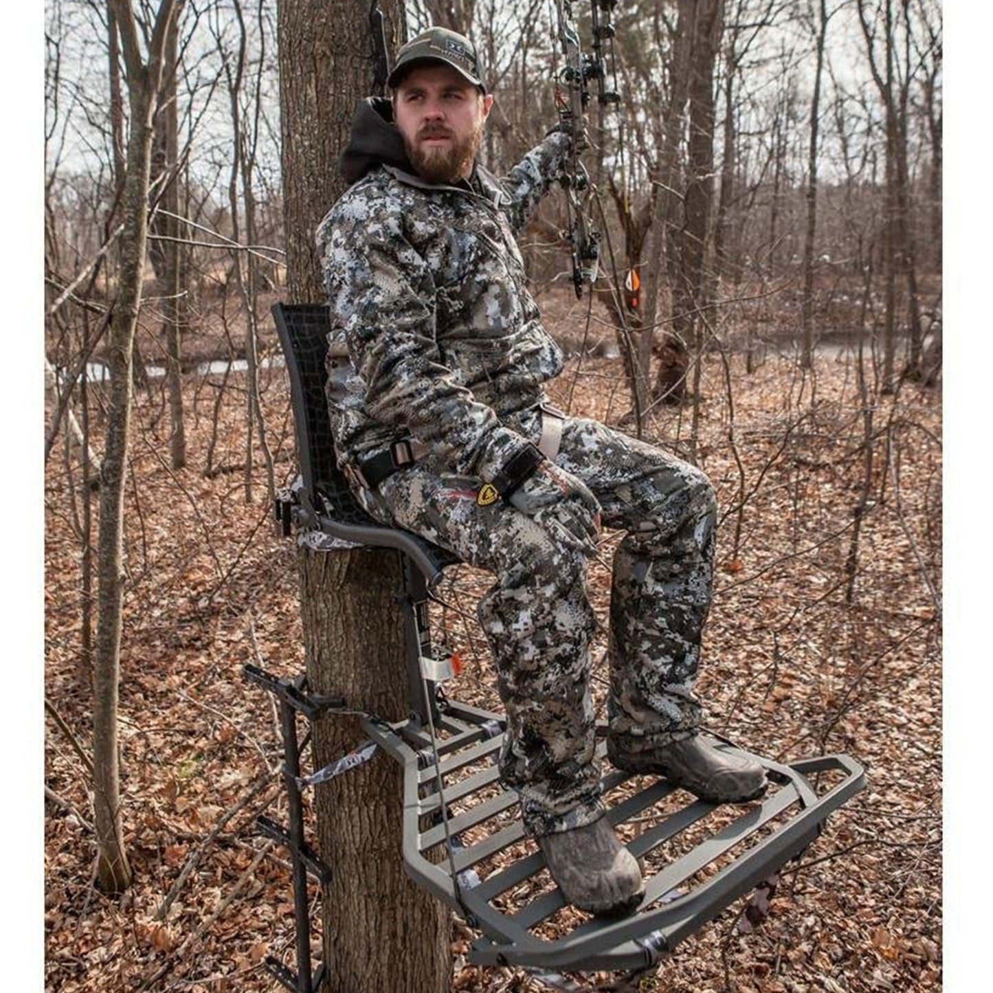 Hawk Helium Kickback Hang On Tree Stand w/Footrest & Set of 3 Climbing Sticks