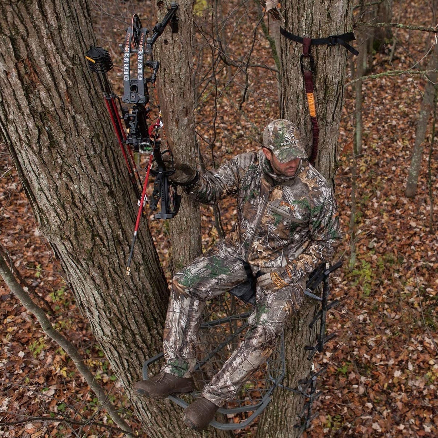 Hawk Helium Kickback Hang On Tree Stand w/Footrest & Set of 3 Climbing Sticks