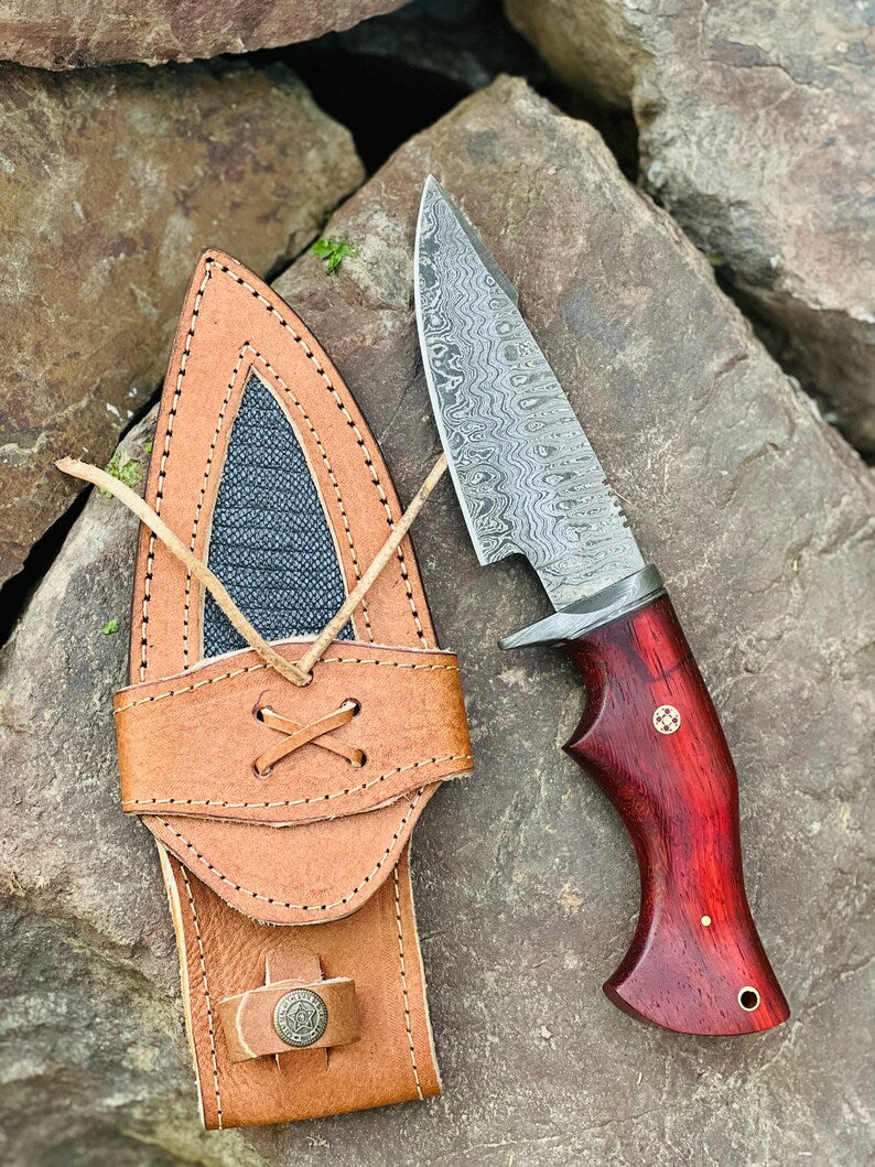 Texan Knives Hunting Skinning Knife – 10" Damascus Steel Blade with Pakkawood Handle & Leather Sheath