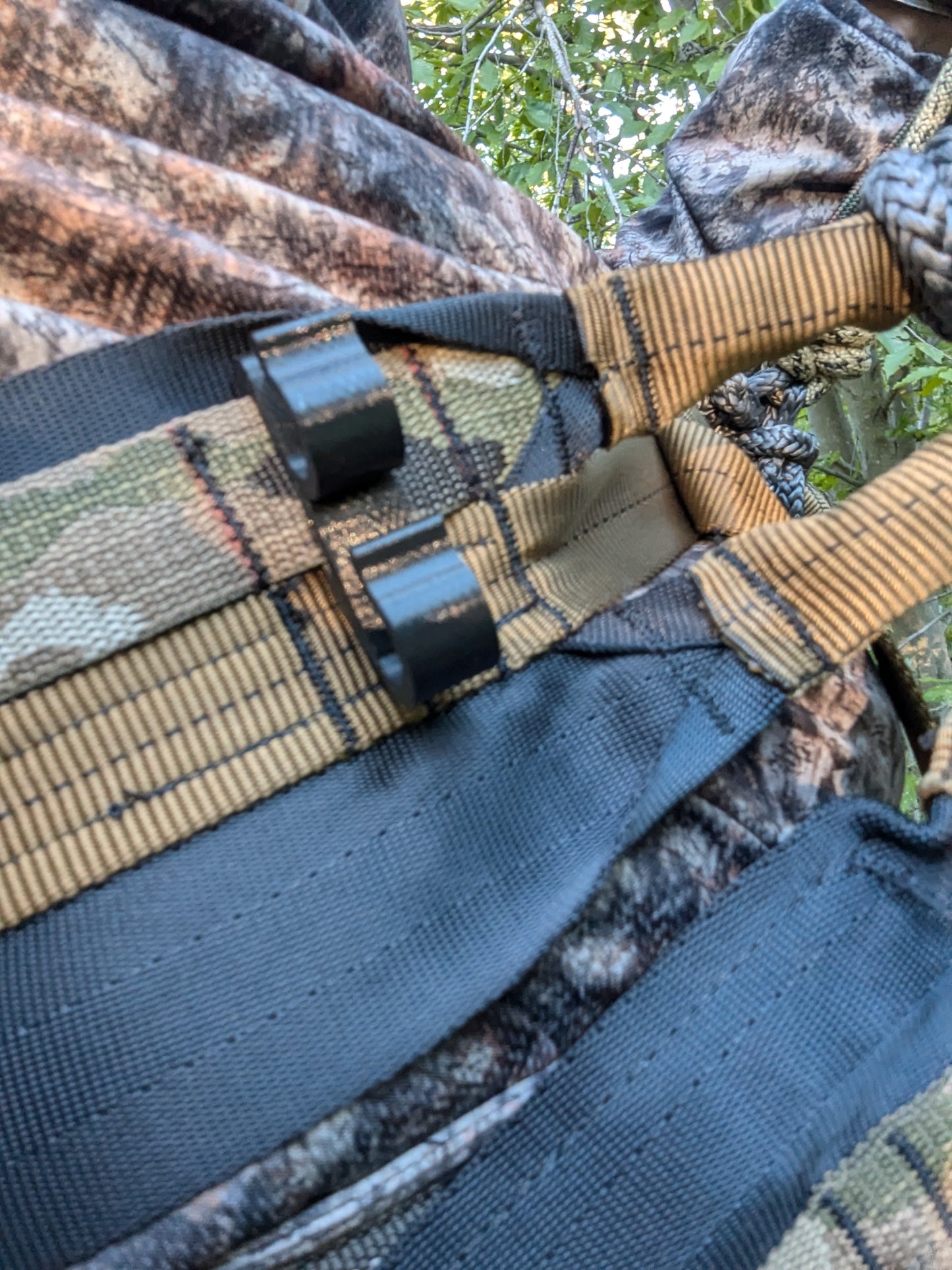 3D Hunting Solutions Saddle Bridge and Rope Caddy - Molle