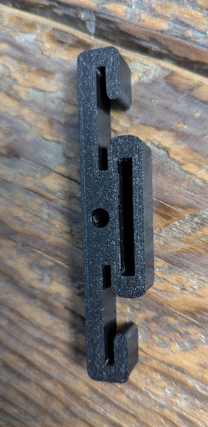 3D Hunting Solutions Molle Reverser Clip